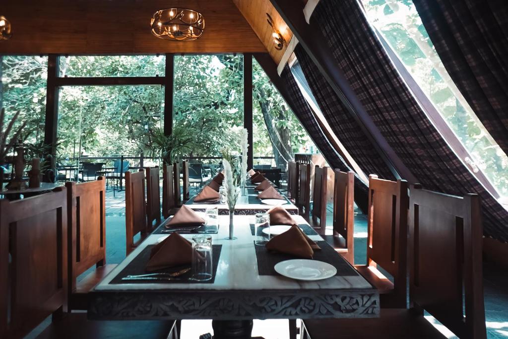 LA SELVA Resort의 넓은 스위트룸 내부