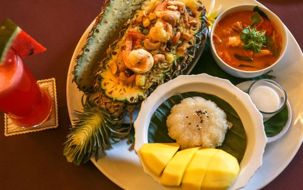 Еда и напитки