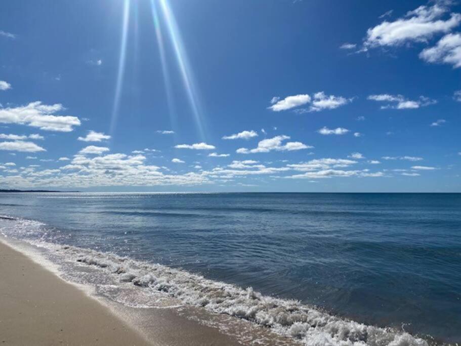 Stroll to the Beach plus Hot Tub