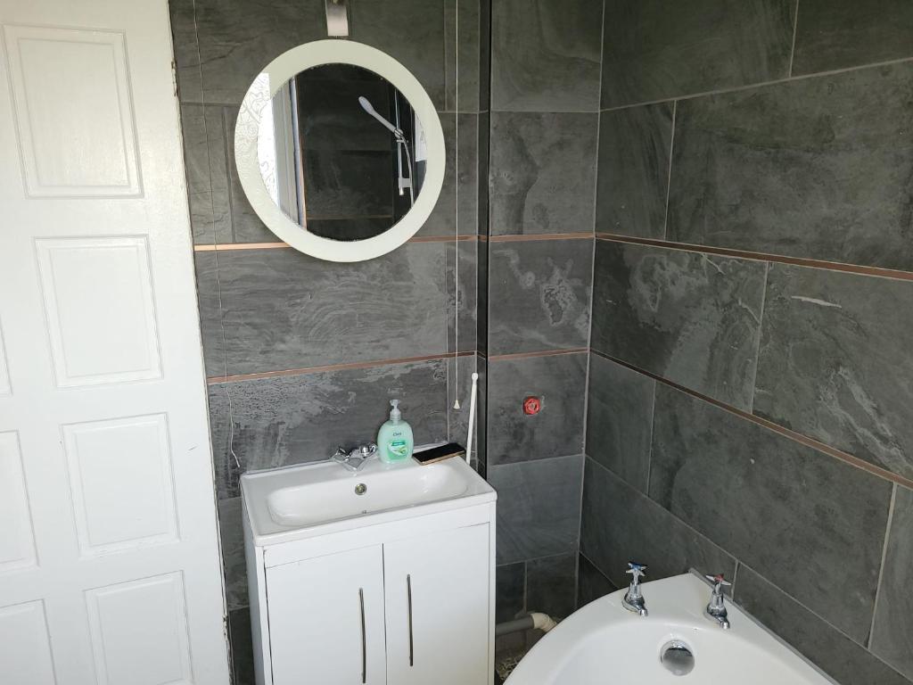 Blissful double room with free parking photo