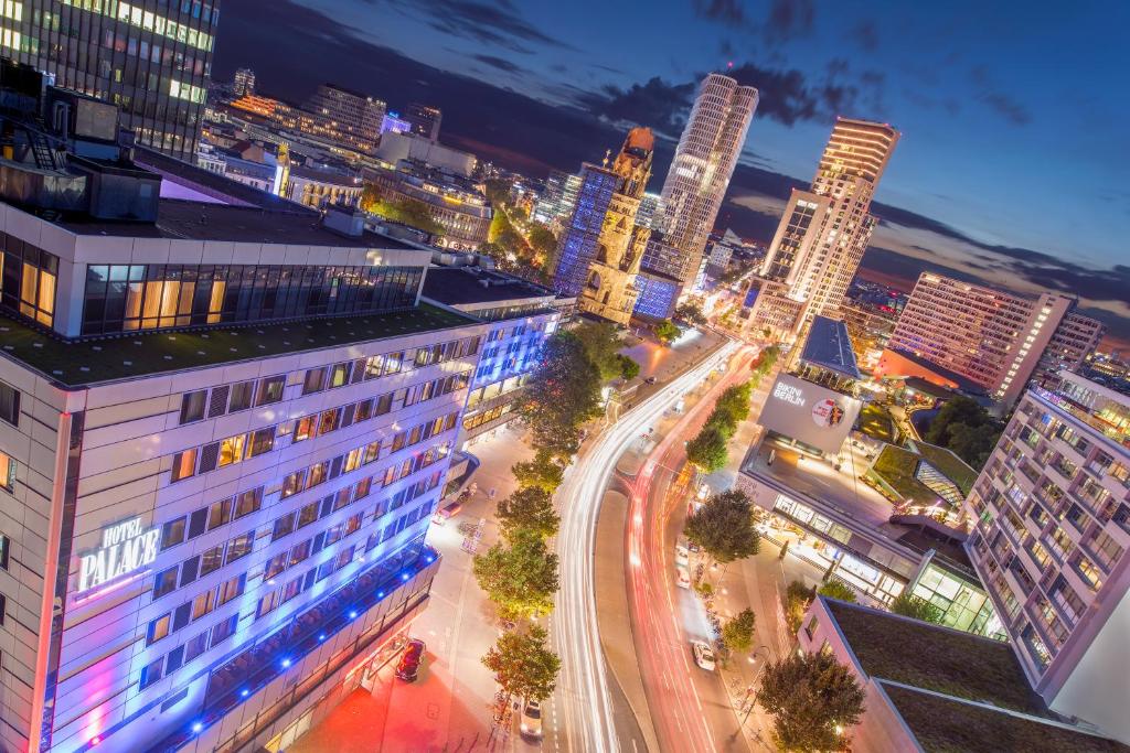 Hotel Palace Berlin photo