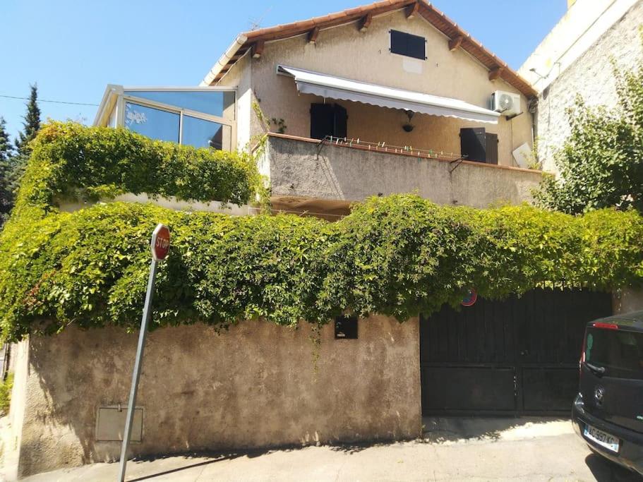 Studio idéal pour deux voyageurs sur Marseille - 2