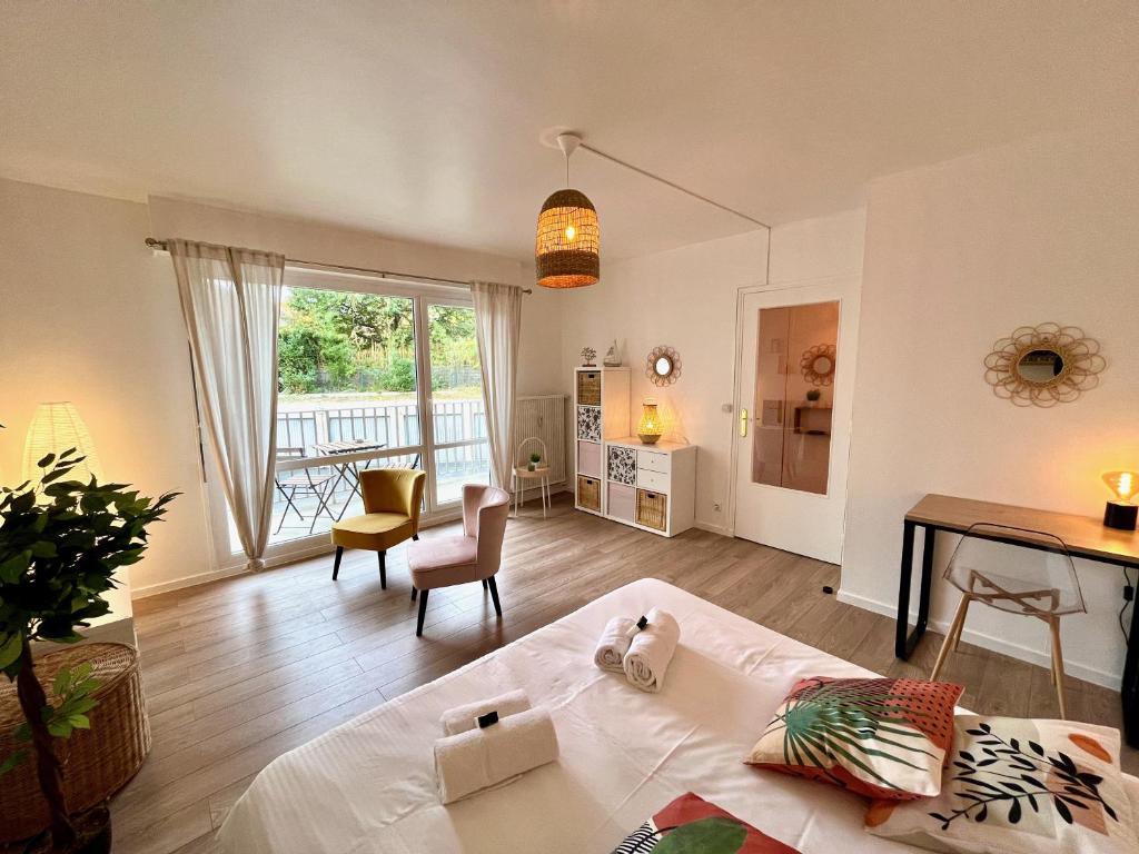 Nihal, Studio proche Zenith avec parking et balcon - 2