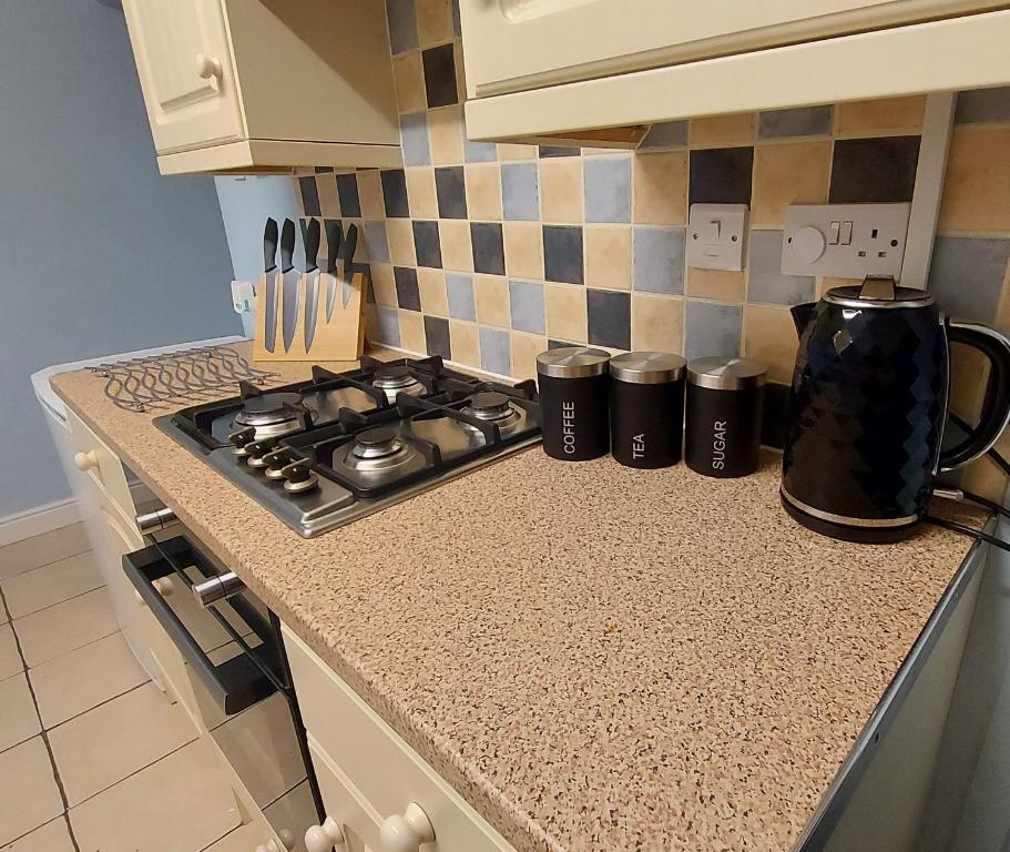 Railway Cottage, Llandudno Junction photo 7