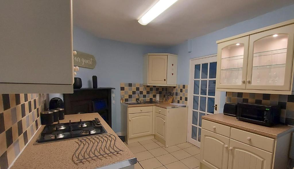 Railway Cottage, Llandudno Junction photo 5