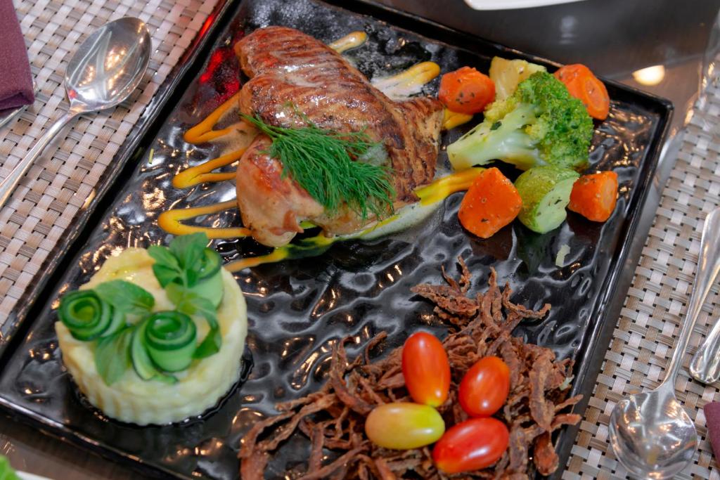 Alimentos e Bebidas