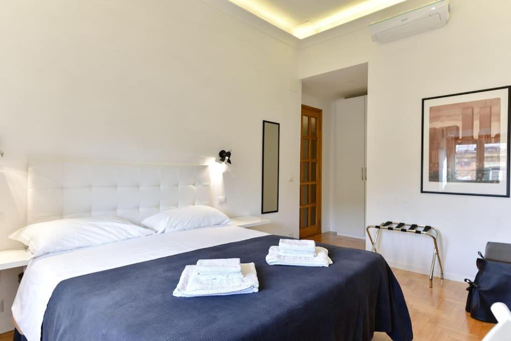 Stunning St.Peter's Apartment - 2