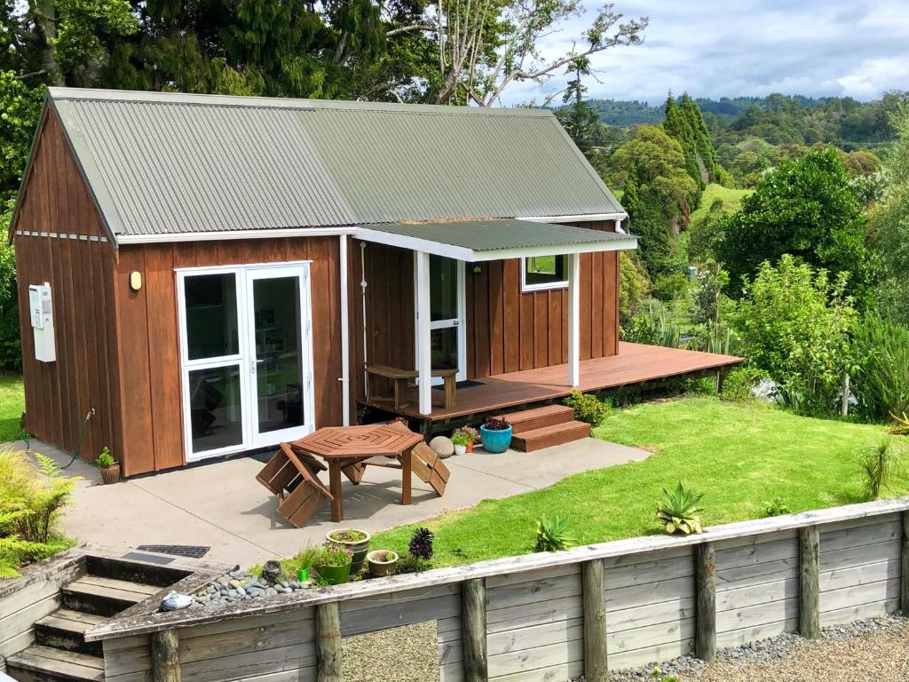Orange Tree Cottage -bike friendly — Hotel in Ohope Beach