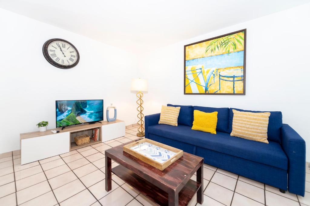 Sofi Beach Apartments photo