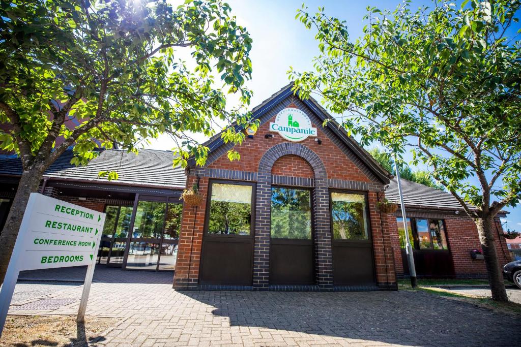 Campanile Milton Keynes - Fenny Stratford photo