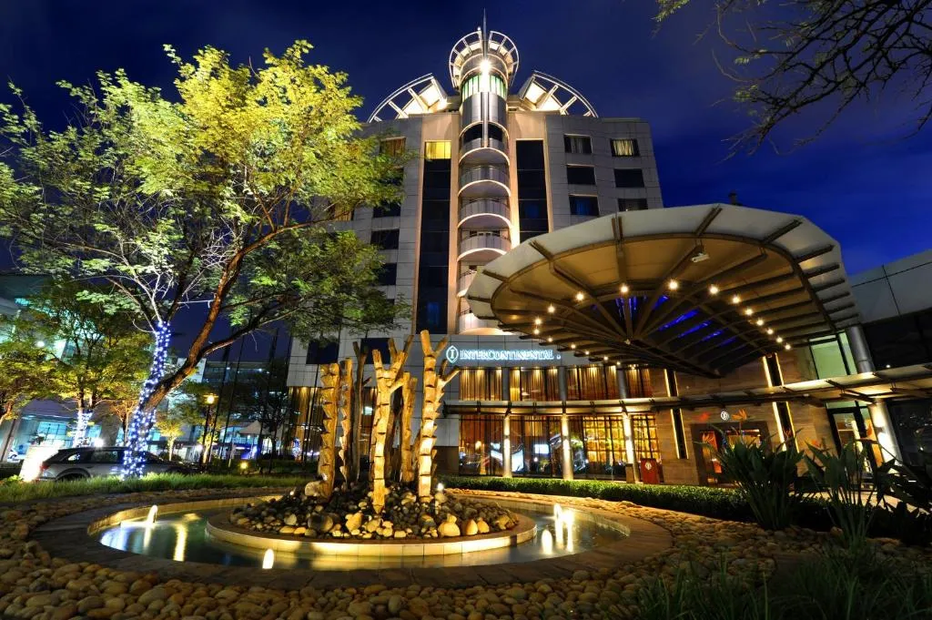 InterContinental Johannesburg OR Tambo Airport Hotel by IHG, hotel in Kempton Park
