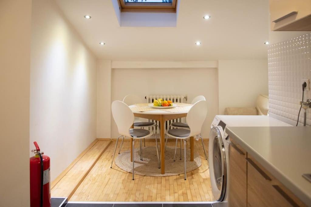 Lovely 2BDR Loft Apartment - 1