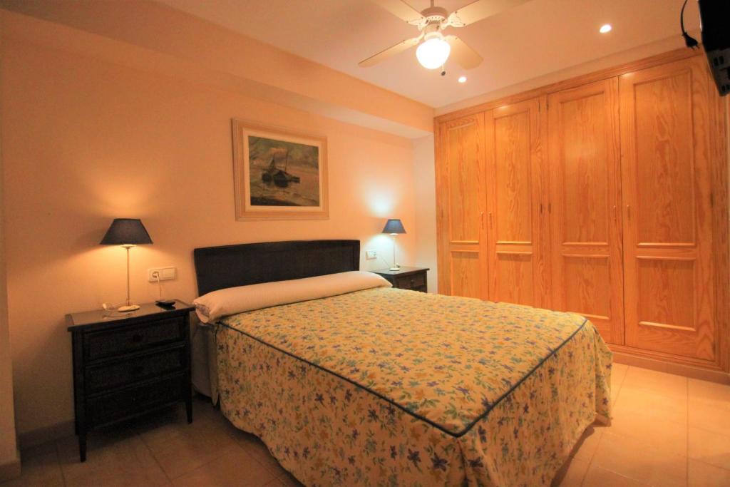 Apartamento en Santa Pola, Playa de Levante SP102 - 1