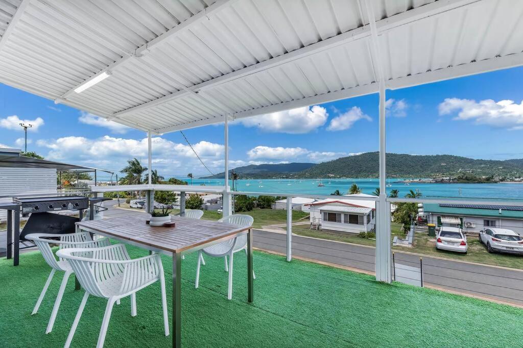 Hillcrest Harmony, Airlie Beach