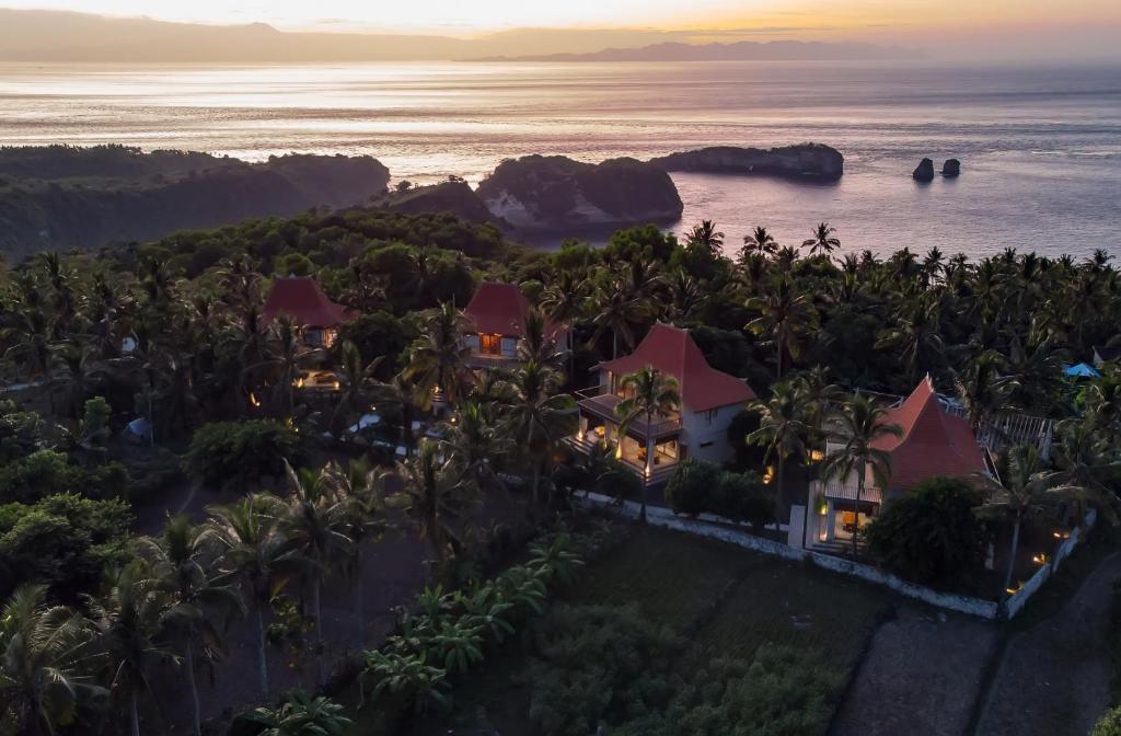 Diamond Beach Villas