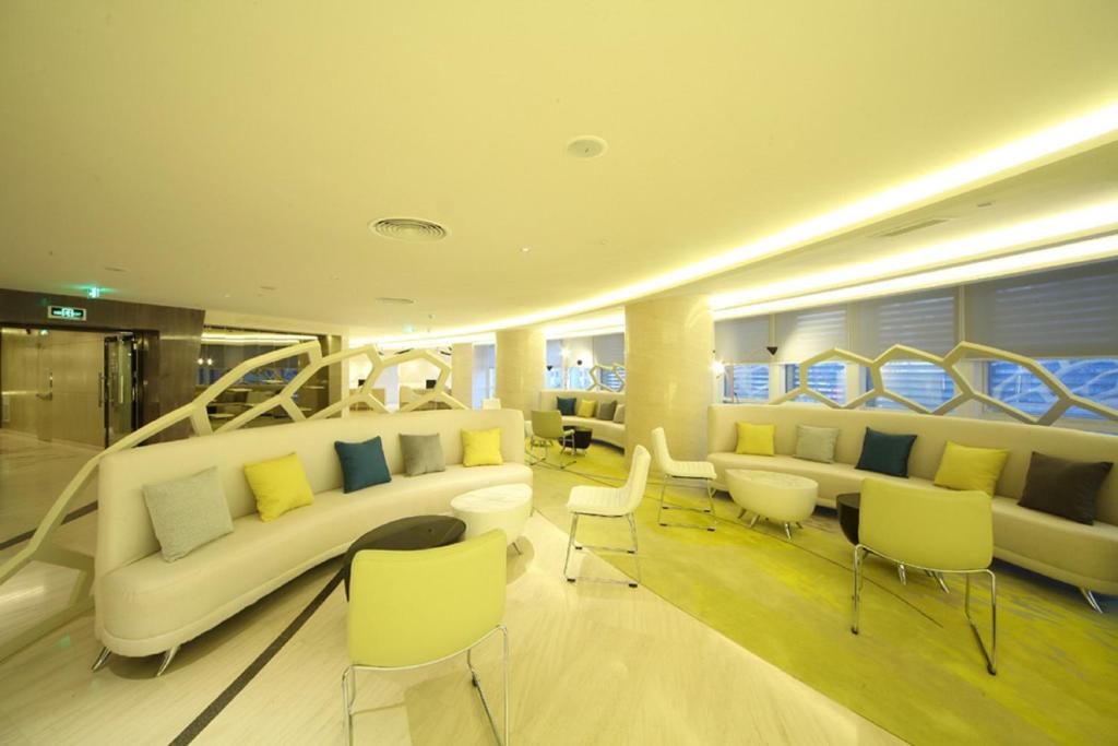Bar/lounge