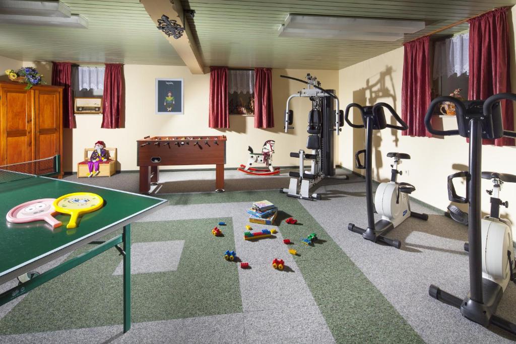 Ferienwohnungen Gastehaus Larcheck photo
