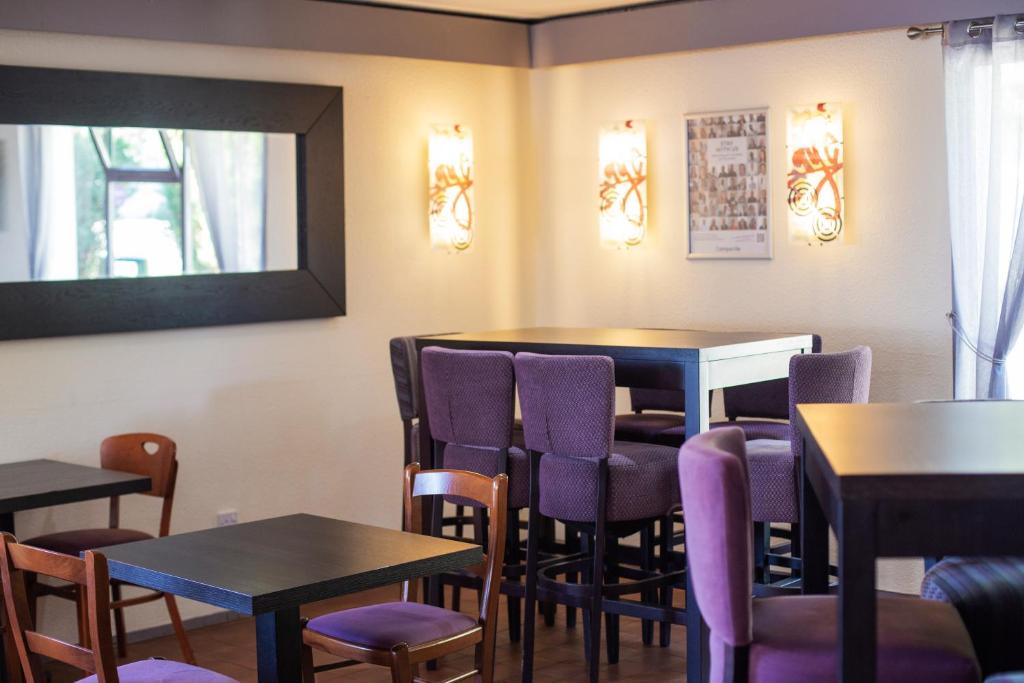 Pub/Lounge