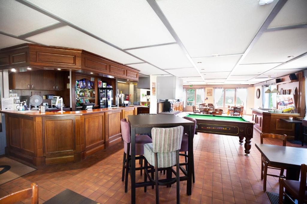 Pub/Lounge