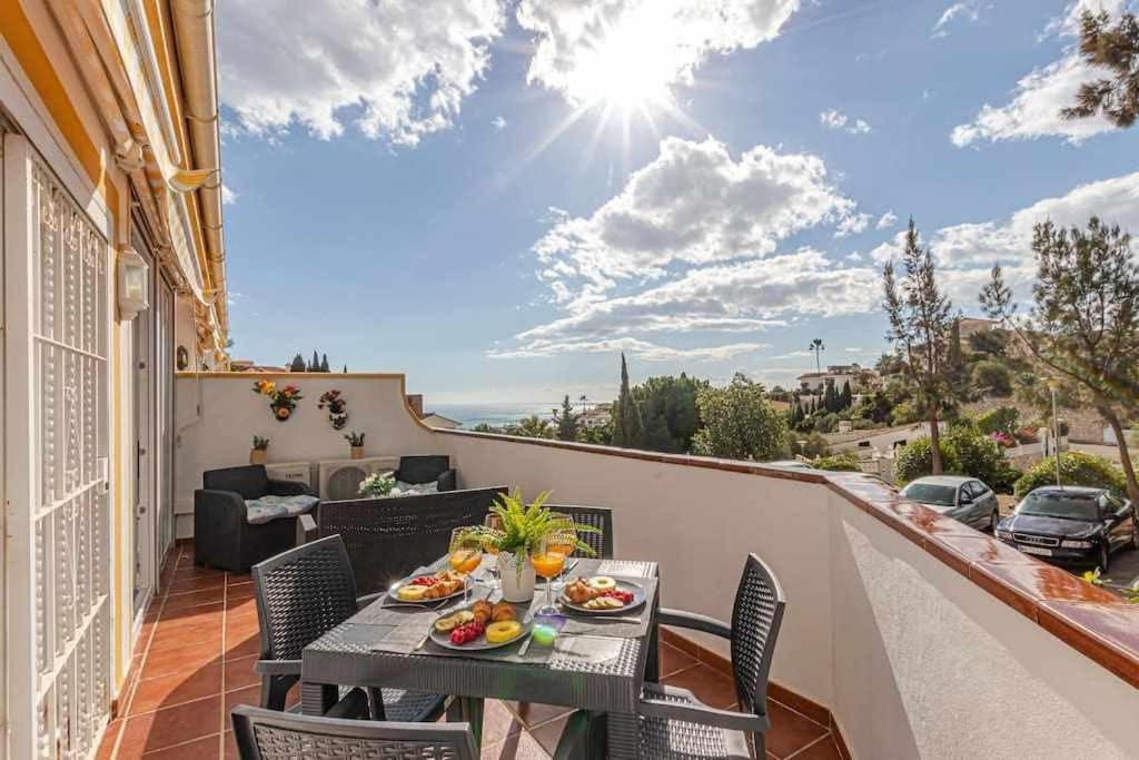 797Holidayrentals- Apartamento en Torremuelle con terraza y piscina - 3