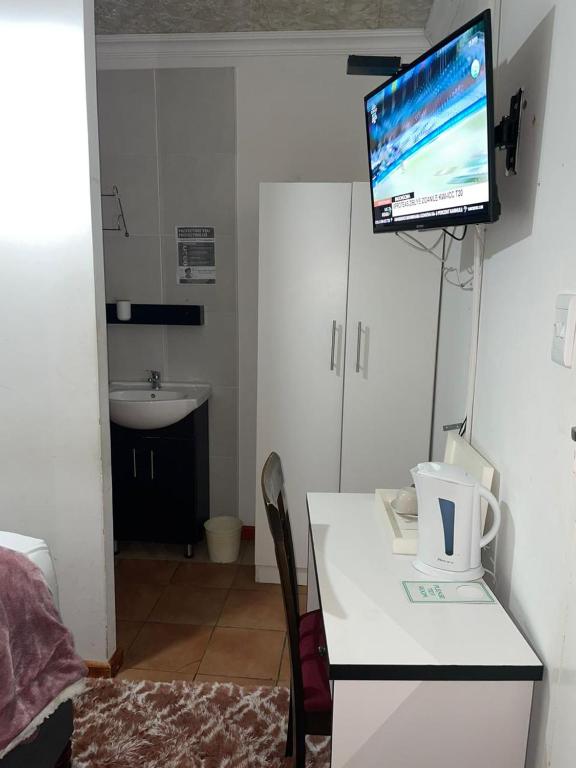 amazing grace guesthouse photo