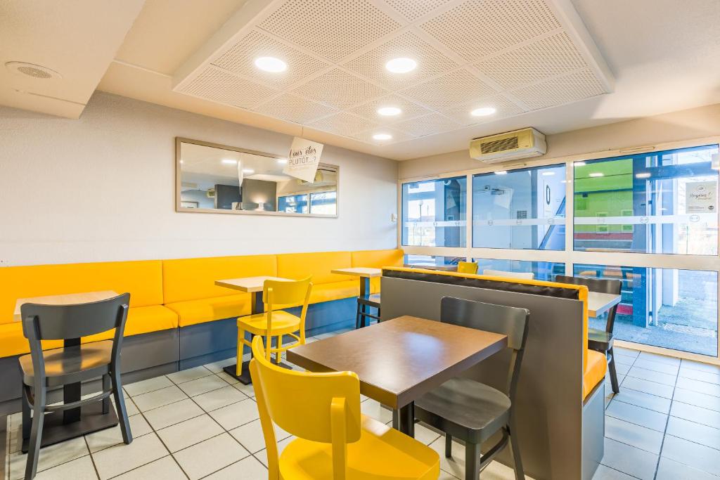 B&B HOTEL TOURS Sud Joue-les-Tours photo