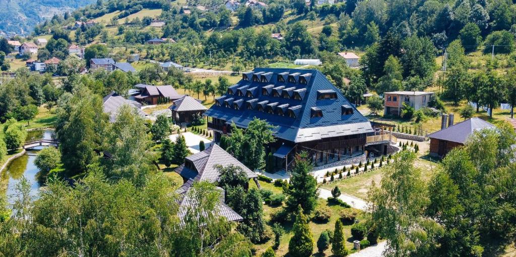 KULA DAMJANOVA-Komnenovo selo — Hotel in Plav