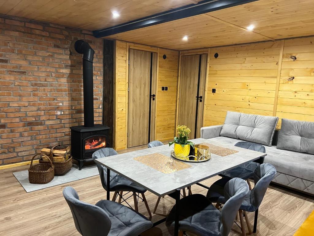 Stachowa Chata, Zwierzyniec