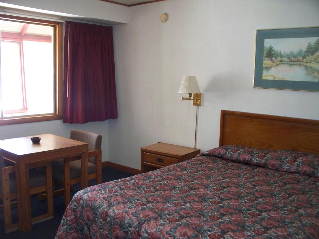Alpine Lodge photo