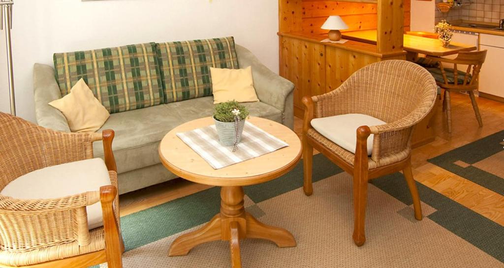 Ferienwohnung Lilli inklusive Bad Hindelang Plus - 3