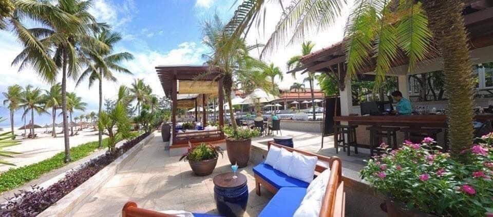 4 bedroom, Garden or Sea view photo