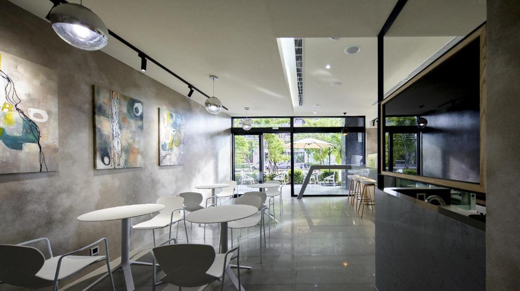 Restaurant, CP Hotel (Taoyuan Airport HSR Station) in Taoyuan