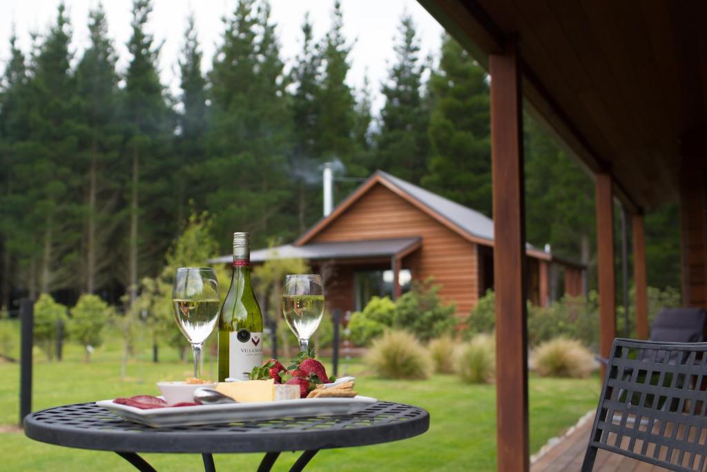 Food and beverages, Woodbank Park Cottages in Hanmer Springs