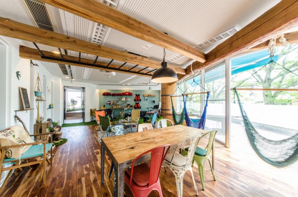 Shared lounge/TV area