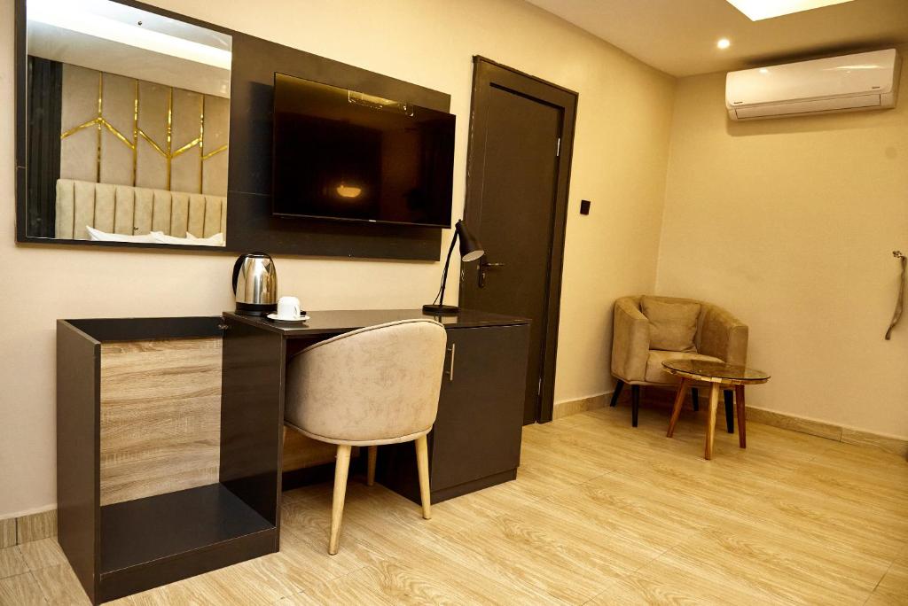 MayFair Hotel Maitama Abuja photo