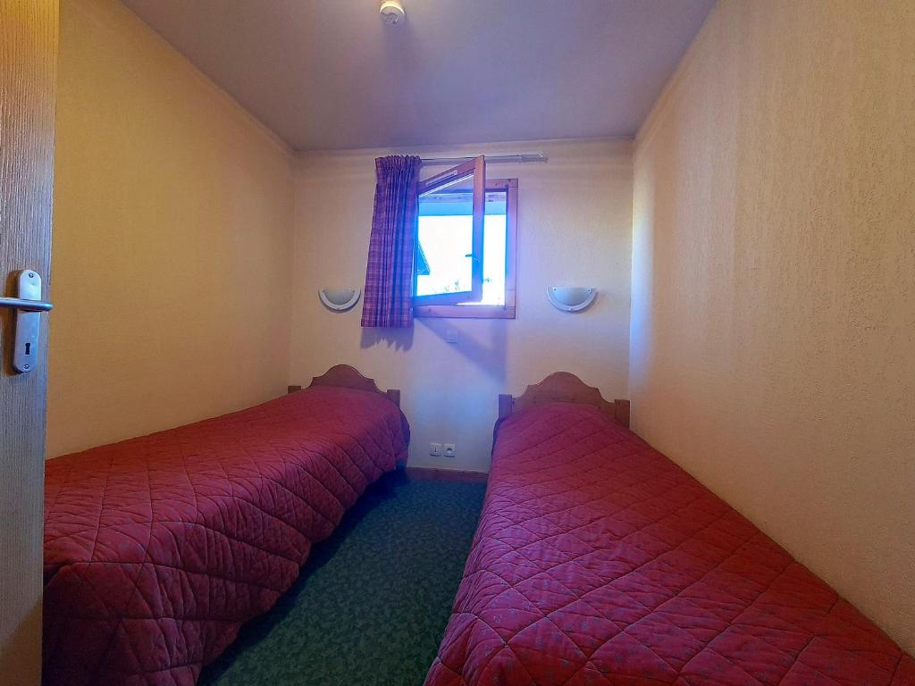 Appartement 2 pièces ski aux pieds avec balcon exposé Sud-Ouest - FR-1-344-940 - 3