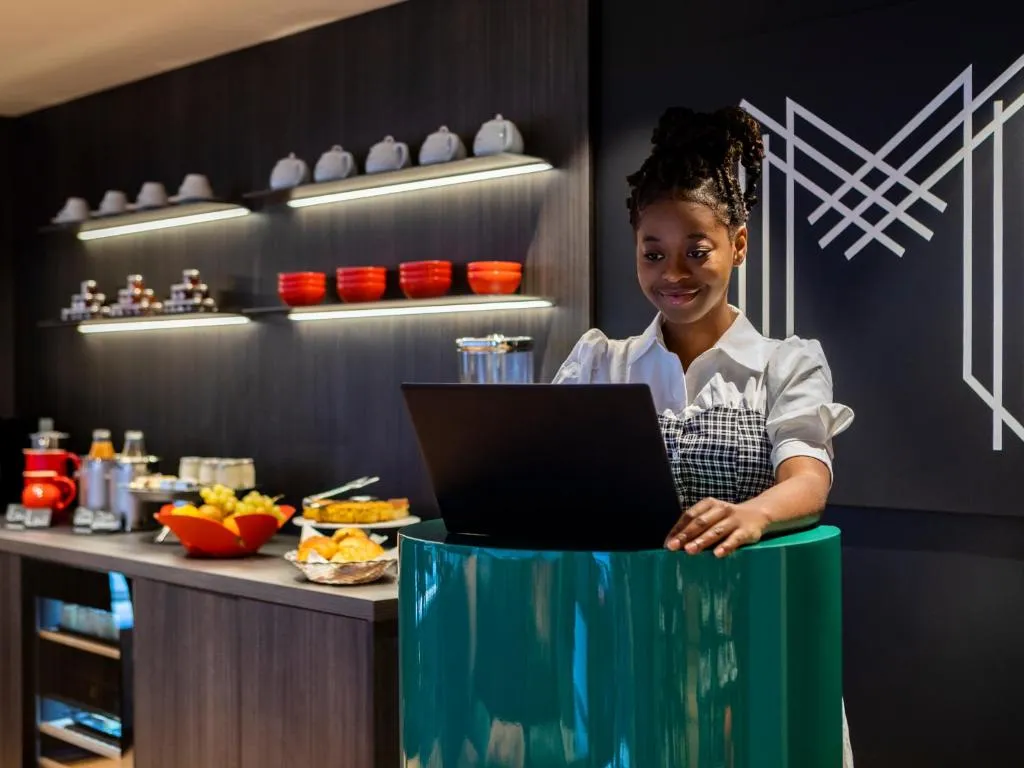 MOKA Hôtel, hotel in Lorient