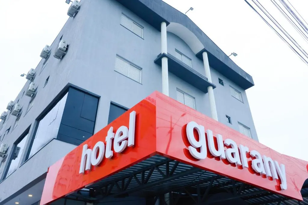 GUARANY HOTEL PONTA PORÃ，位于蓬塔波朗的酒店