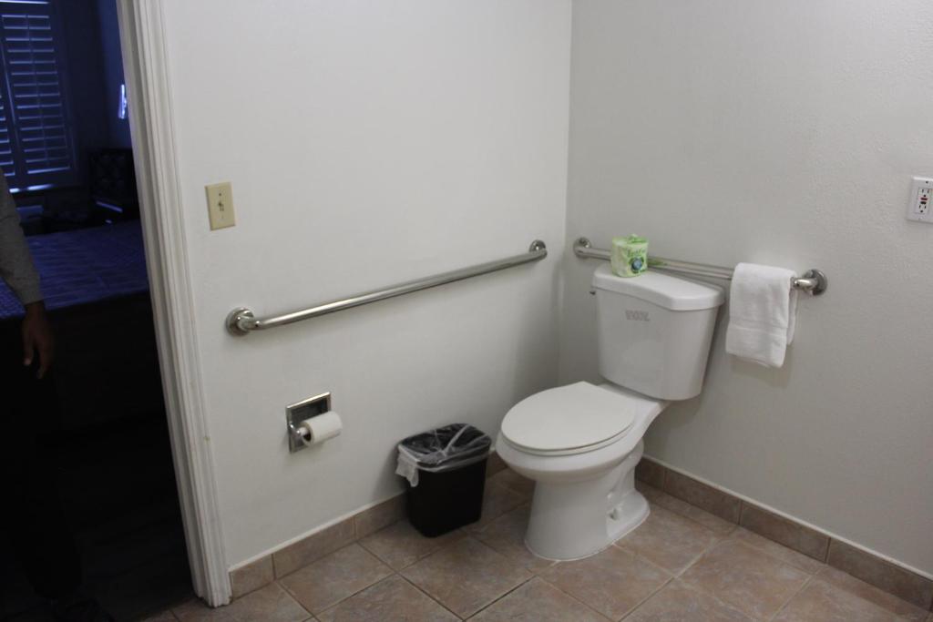 Budget Inn Redwood City photo