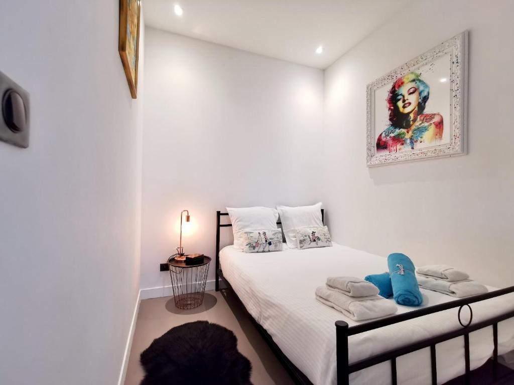 Le PETIT BALCON by Booking Guys photo