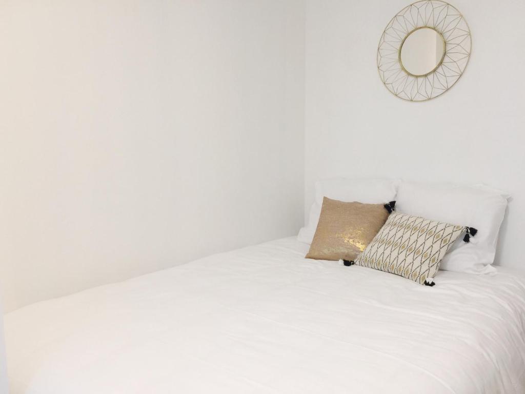 New Apartment in the Heart of Le Marais - 5