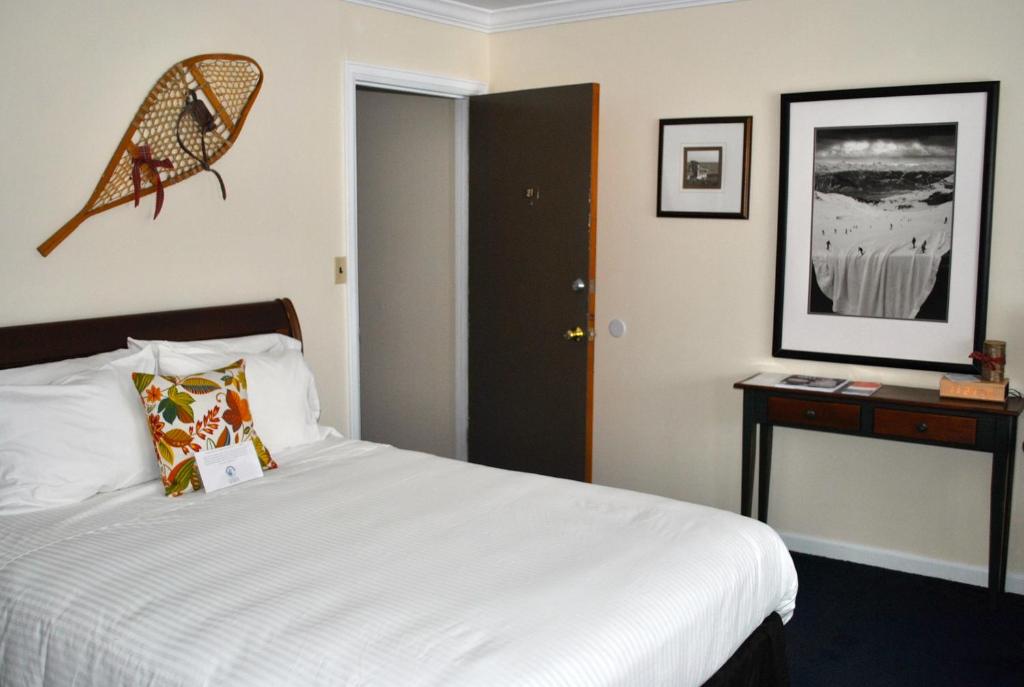 Gauthier's Saranac Lake Inn photo
