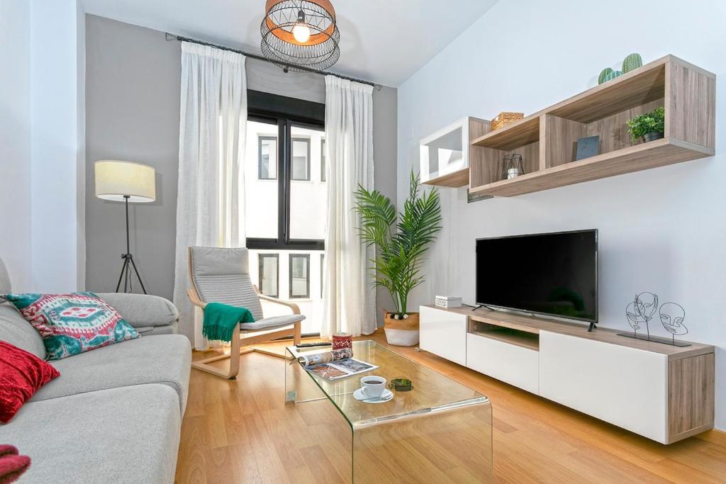 -MalagaSunApts- Central FreeParking RooftopPool - 5