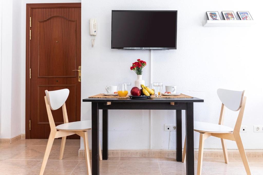 -MalagaSunApts- Bright City Centre Studio - 3