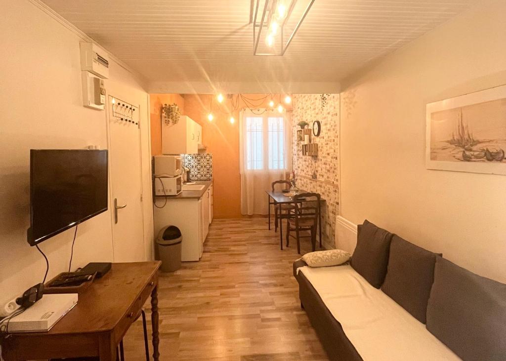 Studio chaleureux au Panier - Quartier historique Marseille - 2