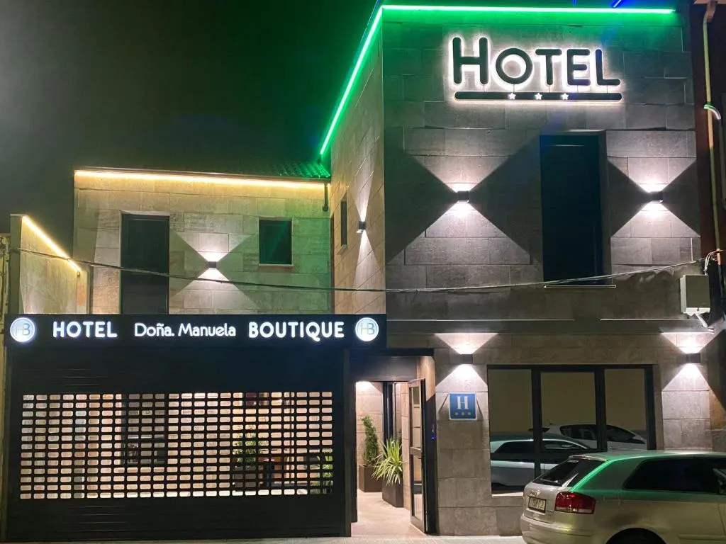 HOTEL BOUTIQUE DOÑA MANUELA，位于托梅略索的酒店