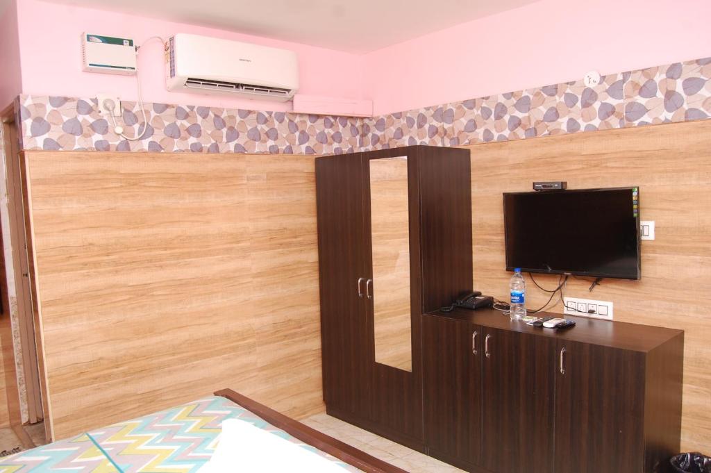 Adhi Residency photo