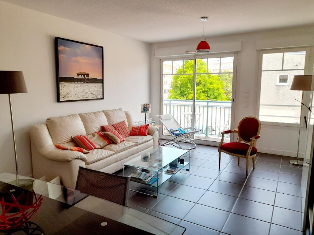 Appartement T3 Contemporain, Proche Plage et Centre, Parking Sécurisé, Wi-Fi - FR-1-319-11 - 2