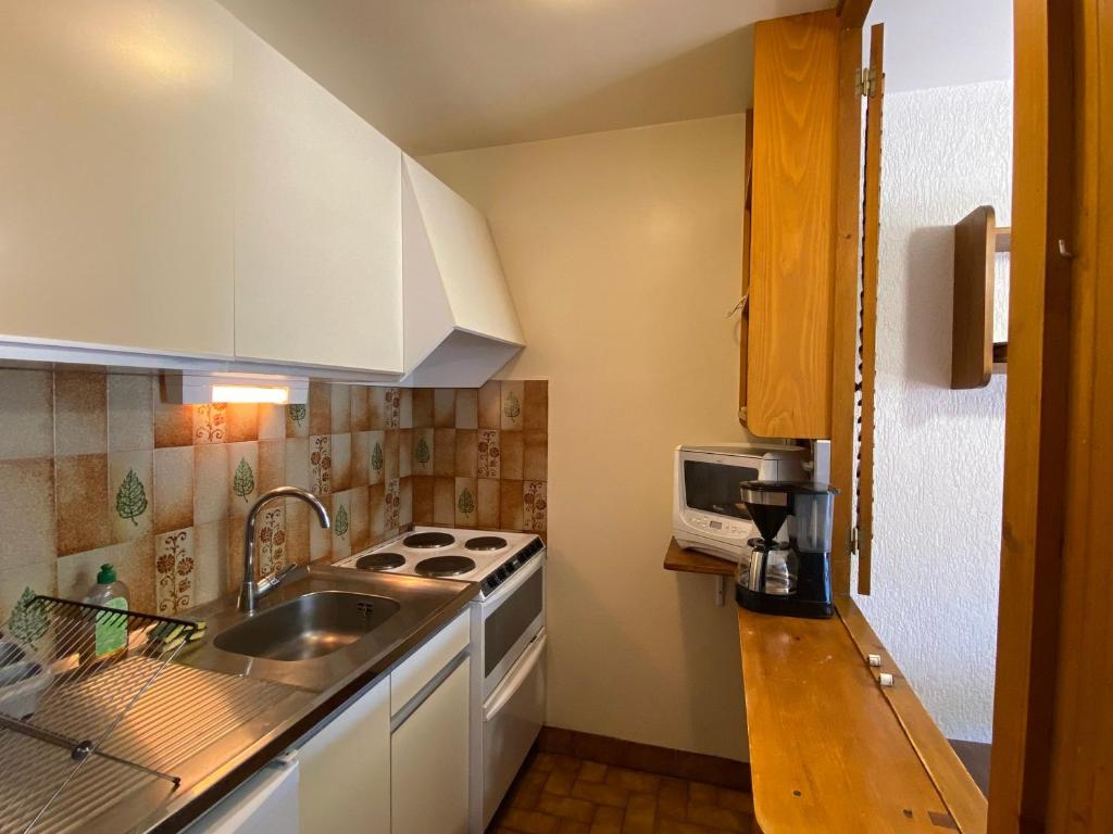 Appartement 2 Pièces avec Terrasse et Parking, Centre Village à La Clusaz, Proche Pistes et Commerces - FR-1-437-96 - 4