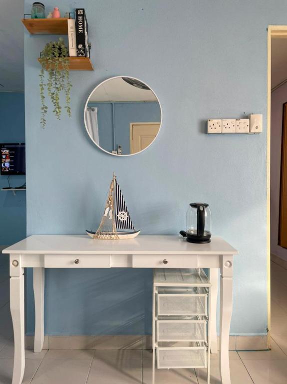 House of blue, cozy & minimalist photo
